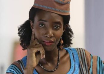 QUAND UNE FEMME DE DOUALA REND SA VOIX À LA VIERGE MARIE : HERMINE YOLLO ENTRE DANS L’HISTOIRE DU THÉÂTRE FRANCOPHONE